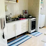 Apartamento De 2 Quartos Familiar, Praia Toninhas Em Ubatuba