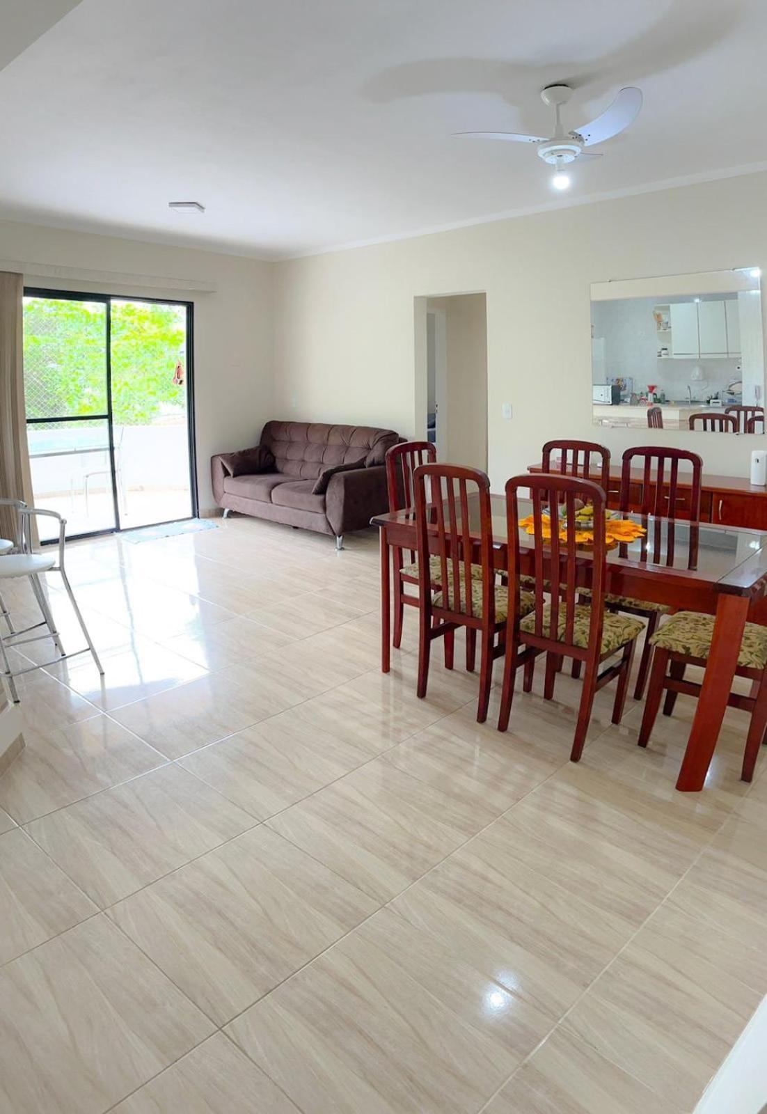 De 2 Quartos Familiar, Toninhas Em Apartamento